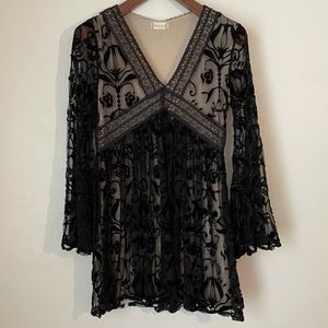 Black Altar’d State Dress w/ Sleeves